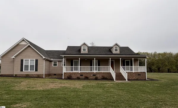$459,700 | 147 Rutledge Lake Road, Greenville, SC 29617