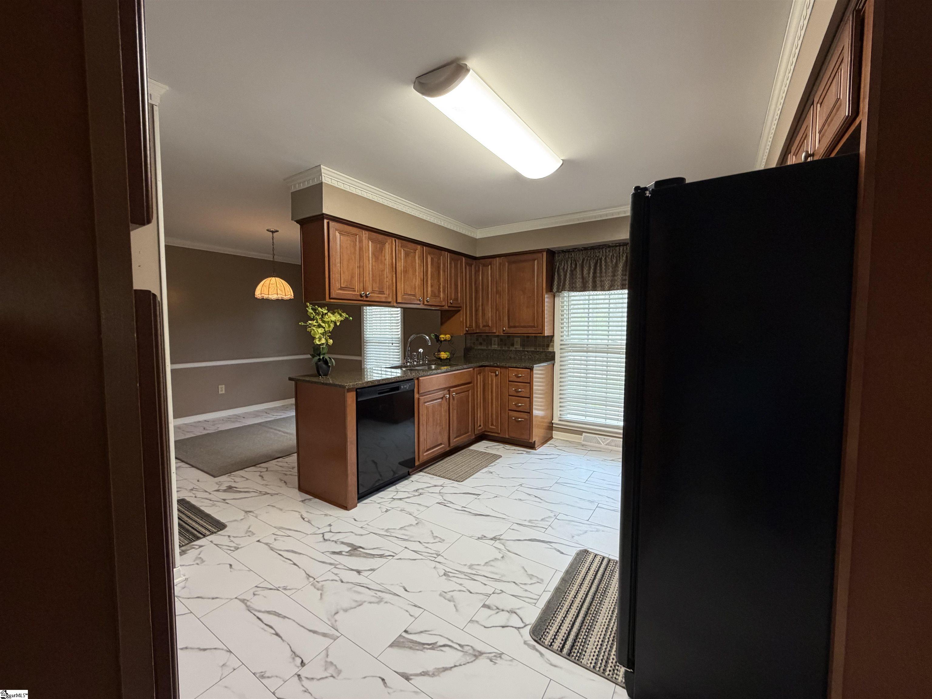 147 Rutledge Lake Road Greenville, SC 29617 - Photo 15 of 48