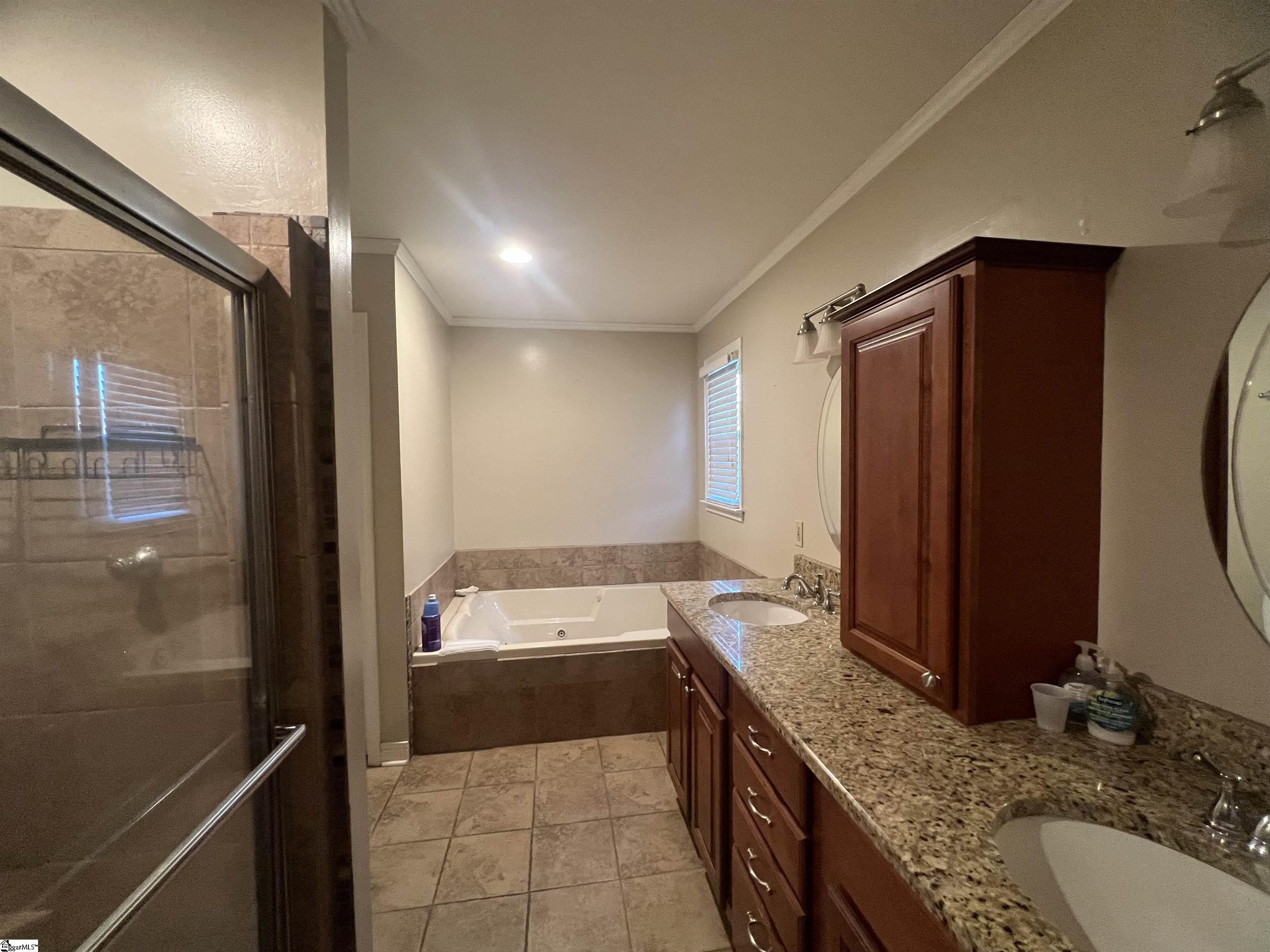 147 Rutledge Lake Road Greenville, SC 29617 - Photo 24 of 48