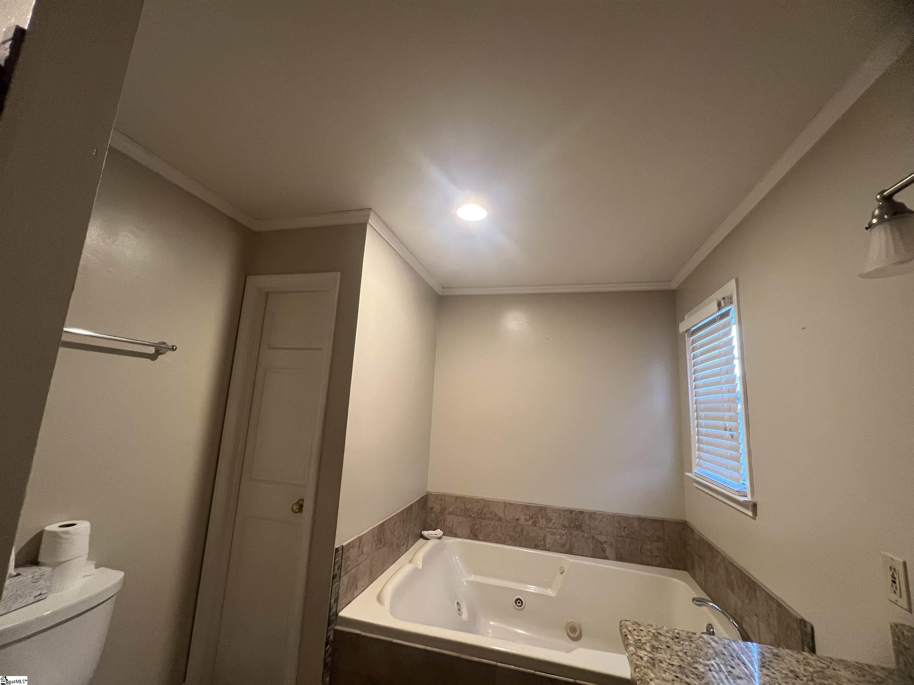 147 Rutledge Lake Road Greenville, SC 29617 - Photo 25 of 48