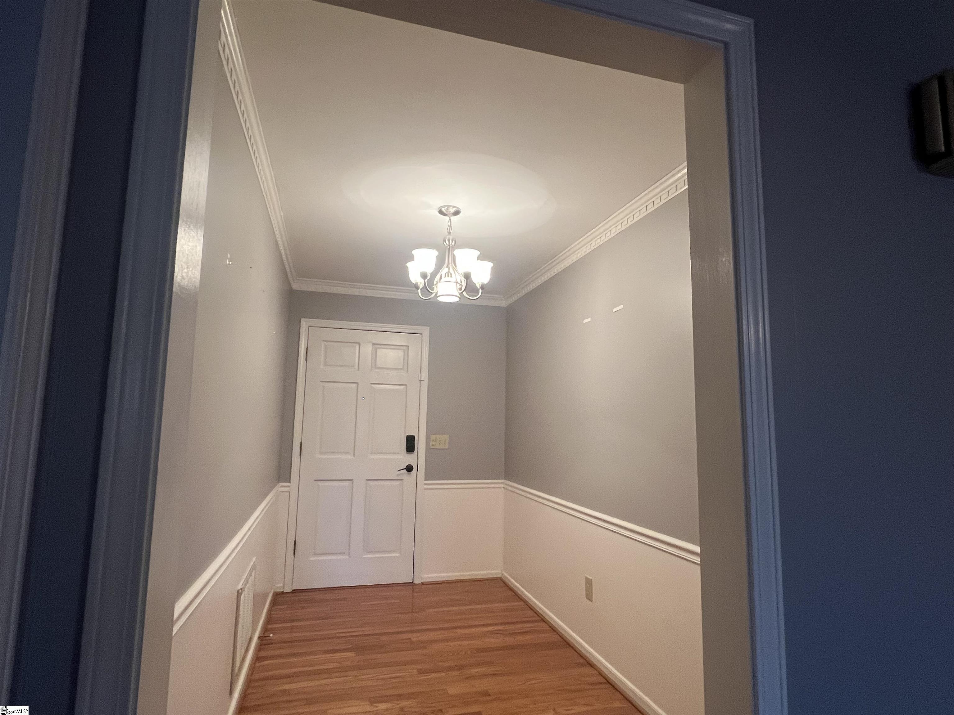 147 Rutledge Lake Road Greenville, SC 29617 - Photo 4 of 48