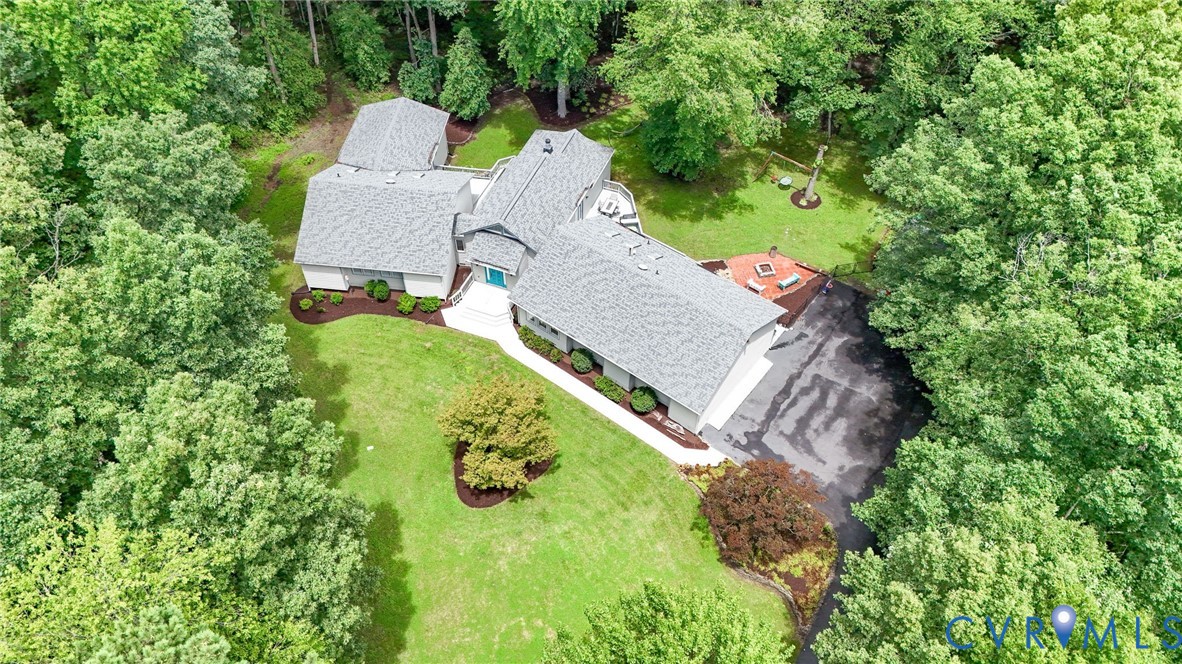 10598 Lambeth Road Glen Allen, VA 23060 - Photo 1 of 42 Gallery Image 1