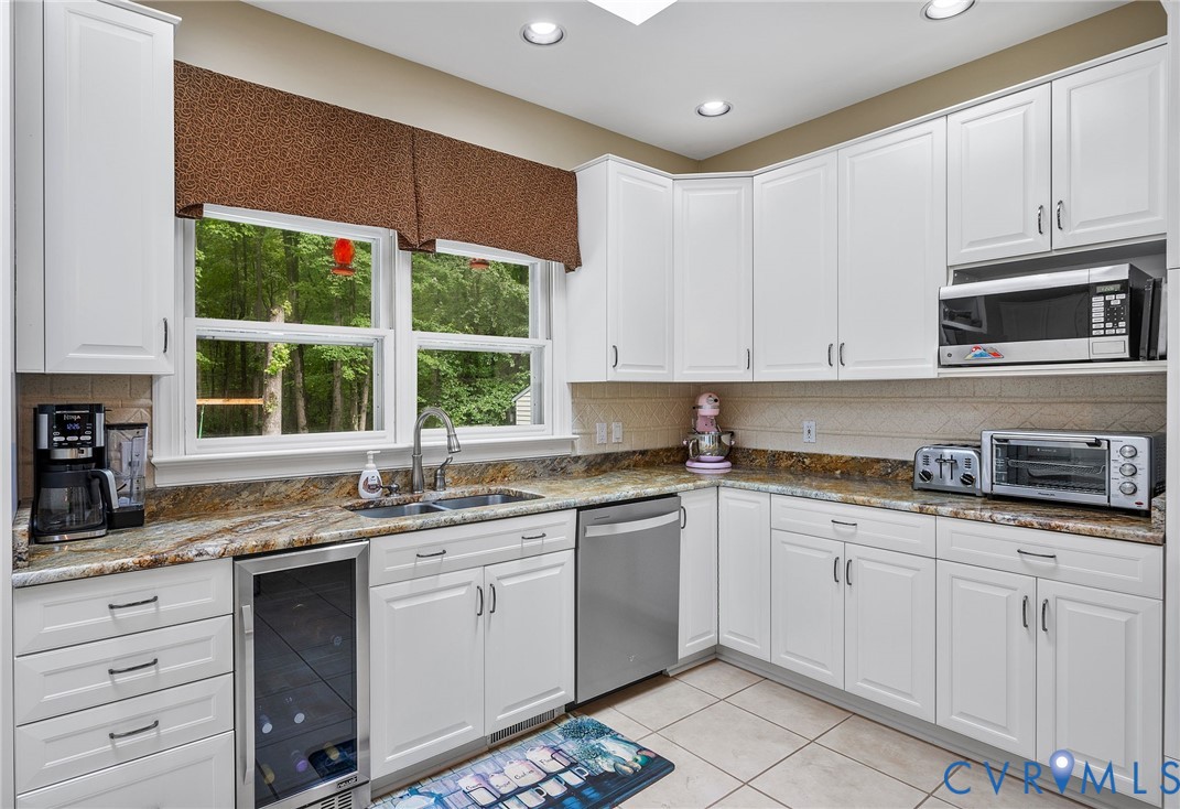 10598 Lambeth Road Glen Allen, VA 23060 - Photo 15 of 42 Gallery Image 15