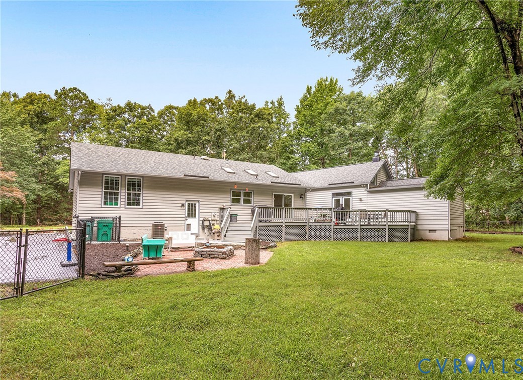 10598 Lambeth Road Glen Allen, VA 23060 - Photo 40 of 42 Gallery Image 40