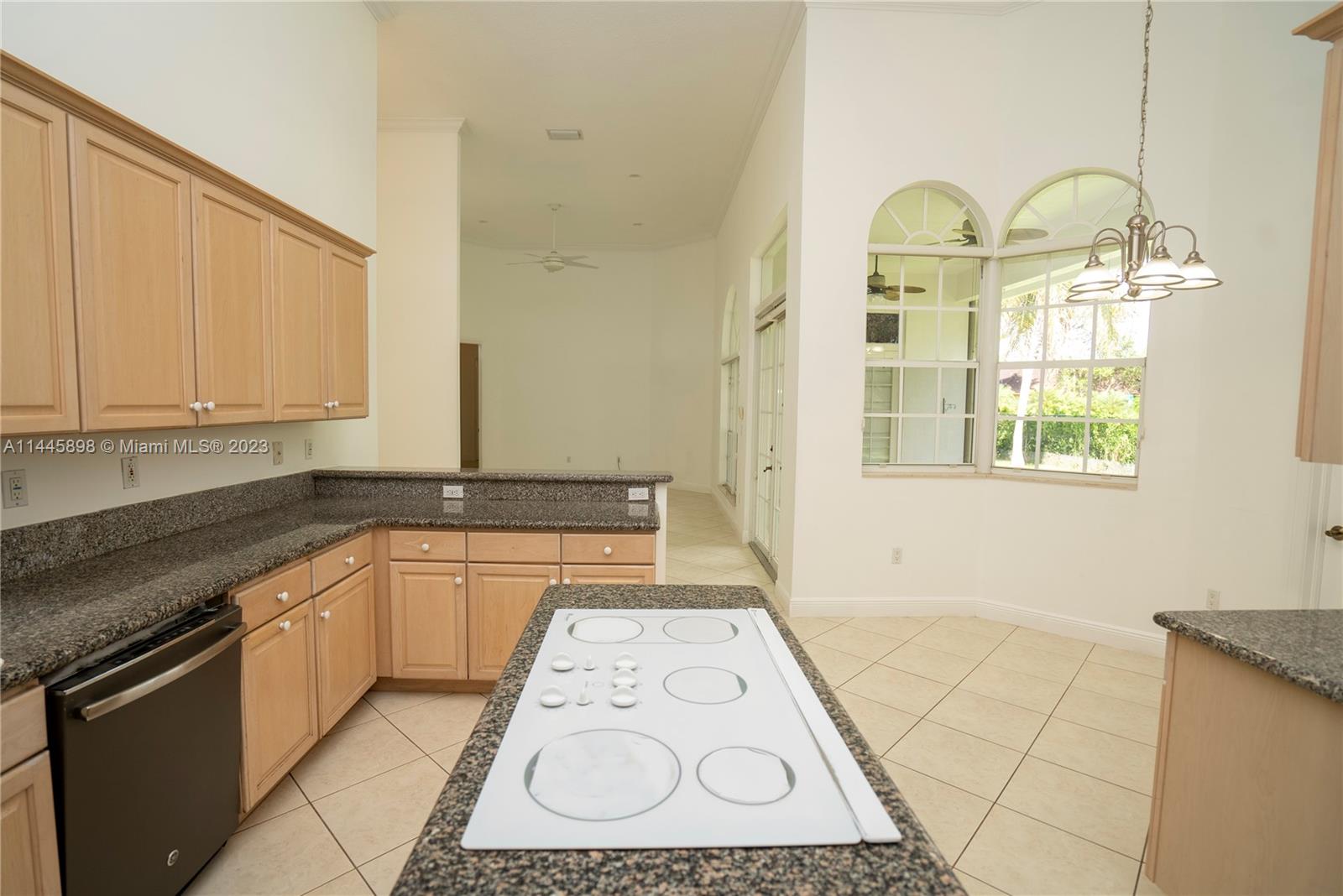 Kendall Miami, FL 33176 - Photo 15 of 28 a view of a kitchen with dual sinks