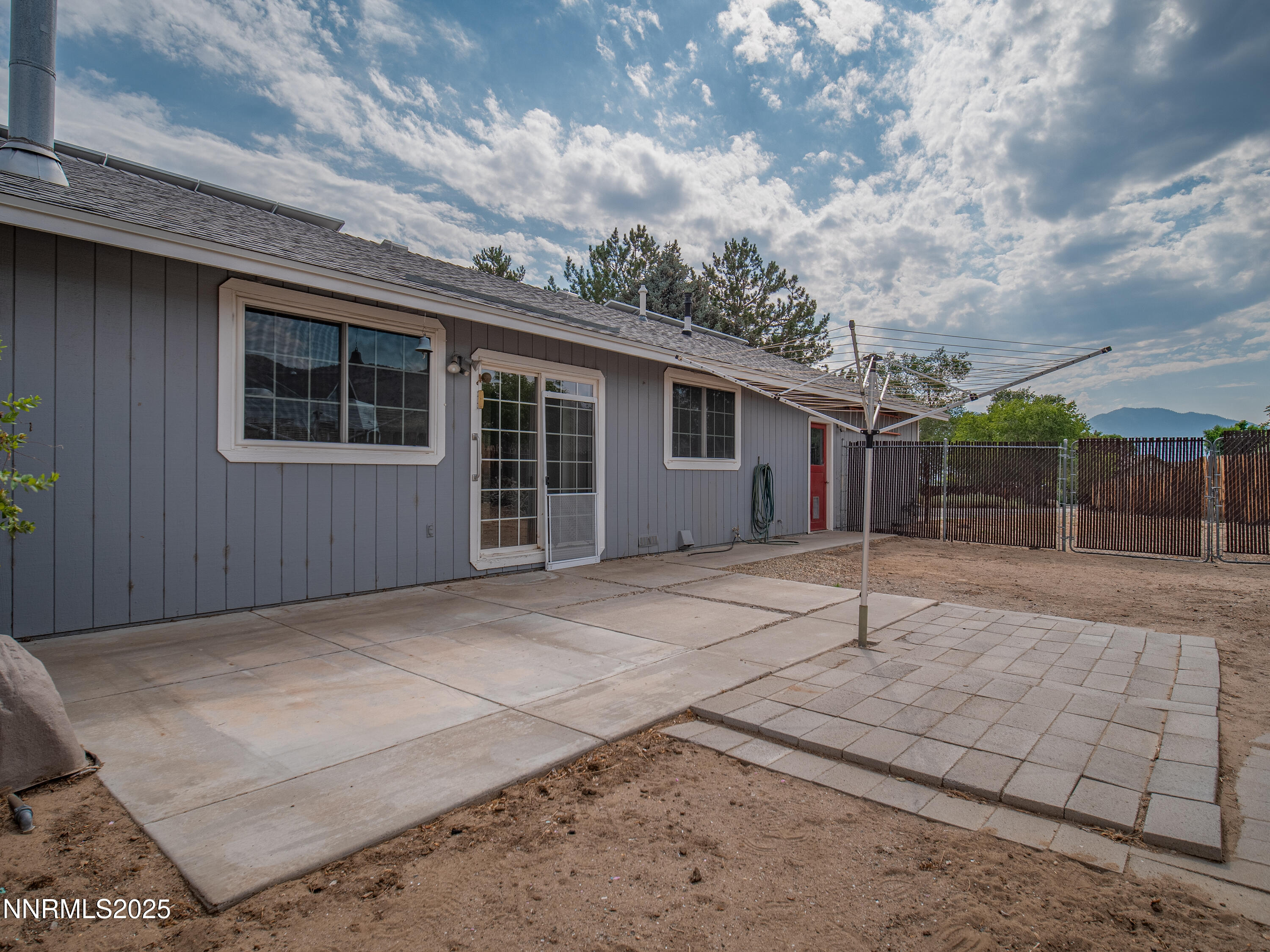 2843 Wade Street Minden, NV 89423 - Photo 65 of 74 a backyard of a house with seating space