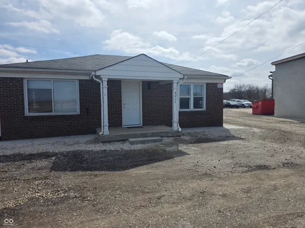$1,300 | 9195 US Highway 136, Brownsburg, IN 46112
