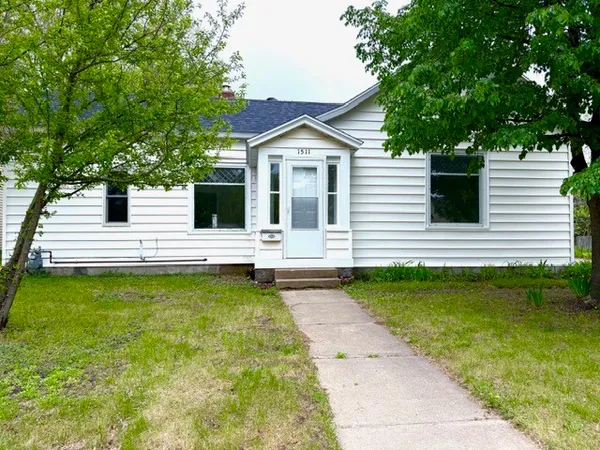 $269,900 | 1511 Lynn Avenue, Altoona, WI 54720