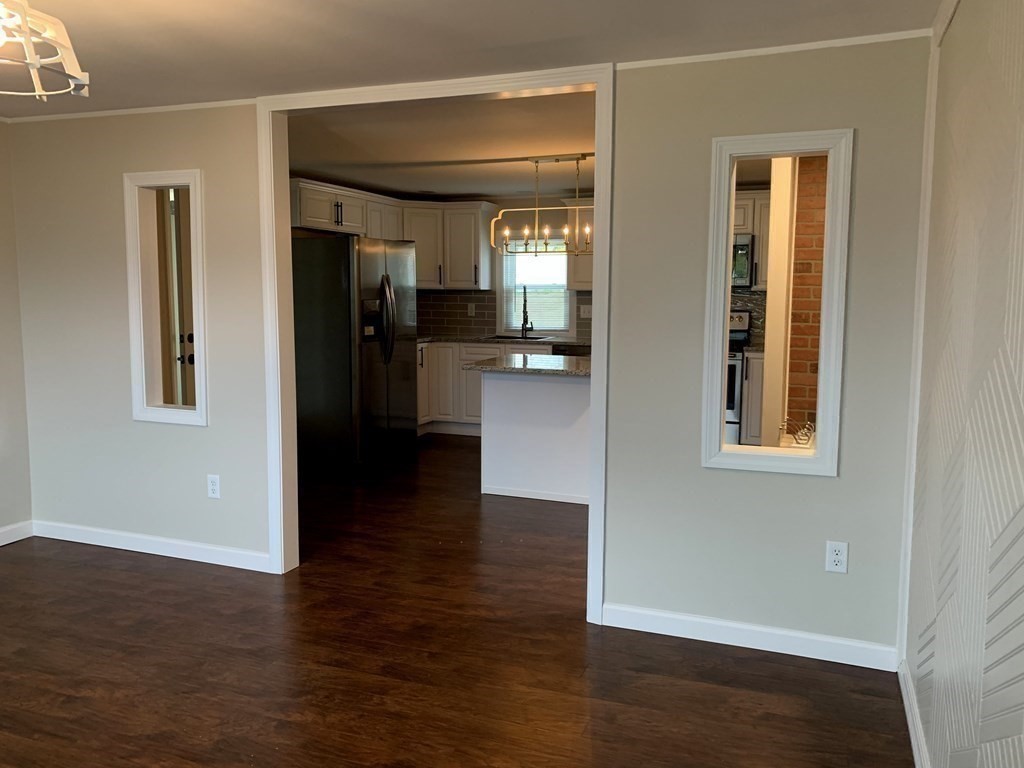 21 Crystal Street Webster, MA 01570 - Photo 18 of 42 Gallery Image 18