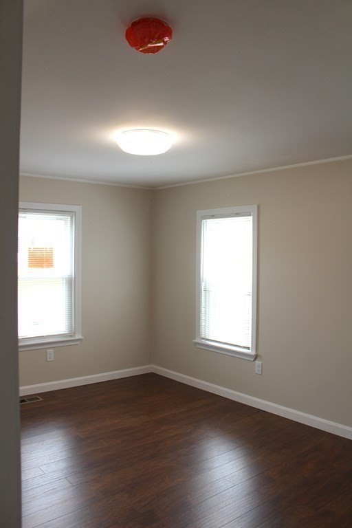 21 Crystal Street Webster, MA 01570 - Photo 26 of 42 Gallery Image 26