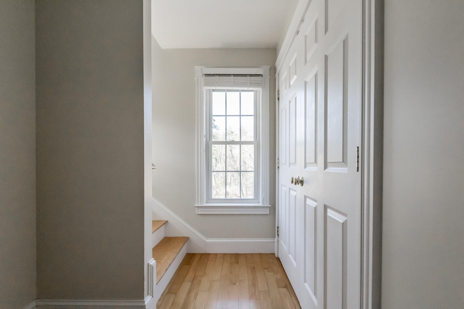 89 Ridge Road, Unit 19 Portland, ME 04103 - Photo 42 of 61 Hallway to 3rd Floor