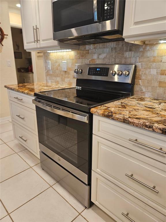 1706 South Lakeside Court Venice, FL 34293 - Photo 17 of 62