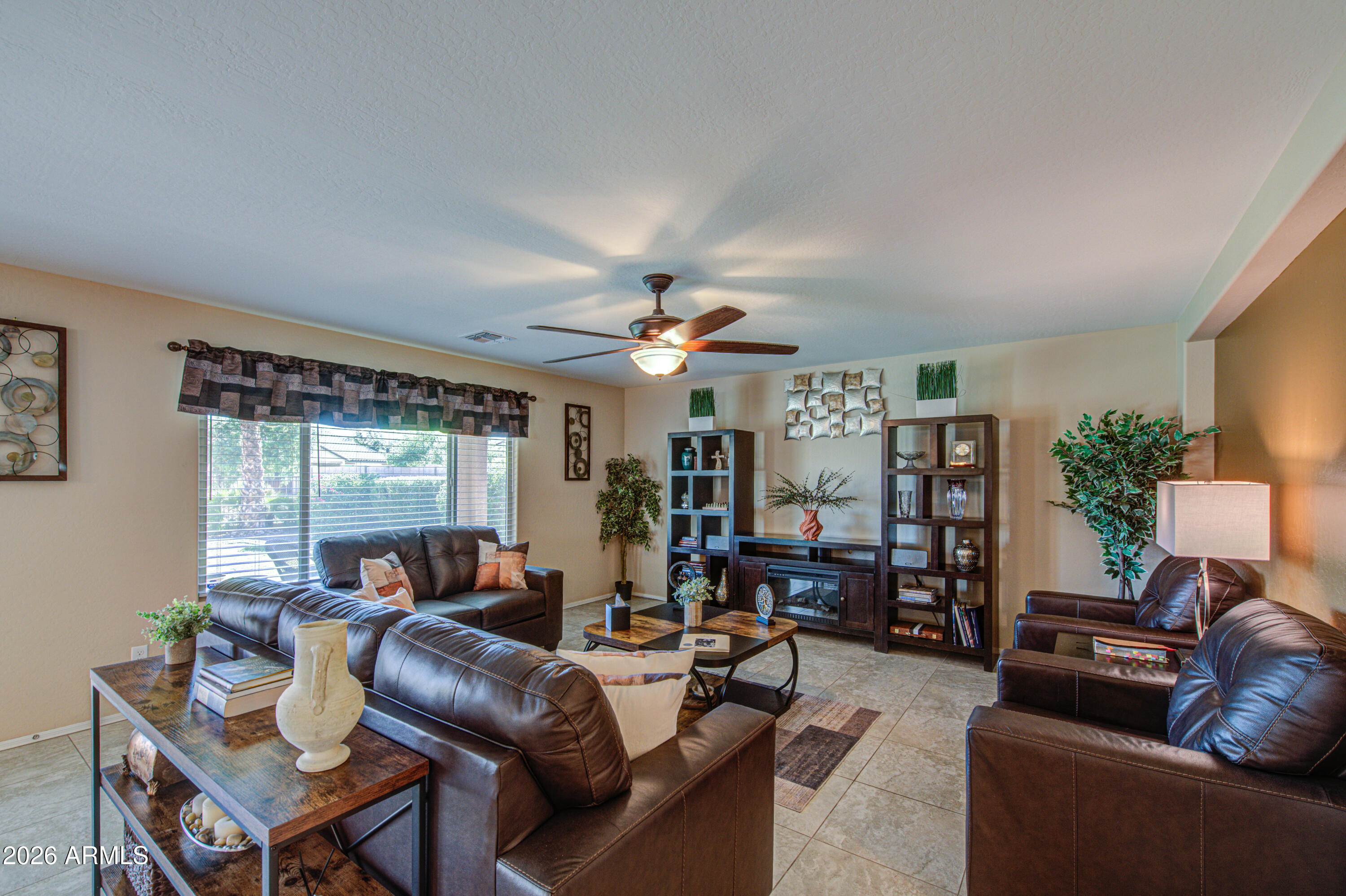 7535 West Apollo Road Laveen, AZ 85339 - Photo 7 of 55 Living Room 3