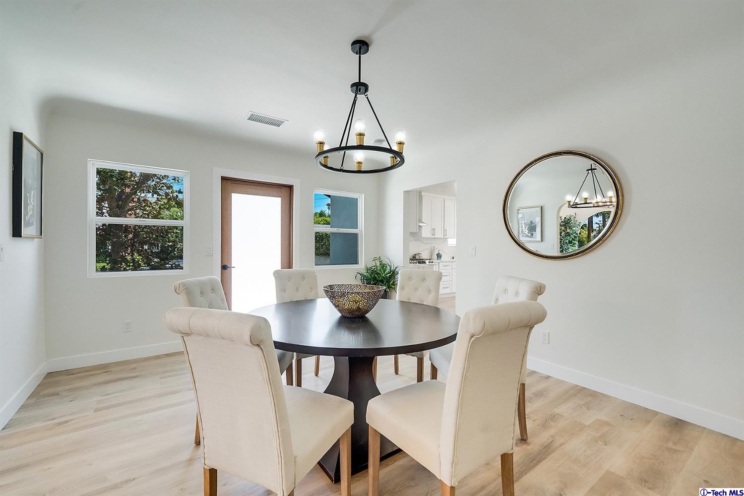 1502 South Genesee Avenue Los Angeles, CA 90019 - Photo 13 of 53