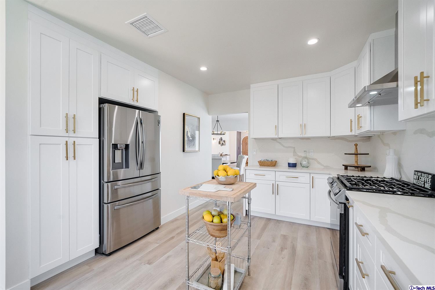 1502 South Genesee Avenue Los Angeles, CA 90019 - Photo 18 of 53