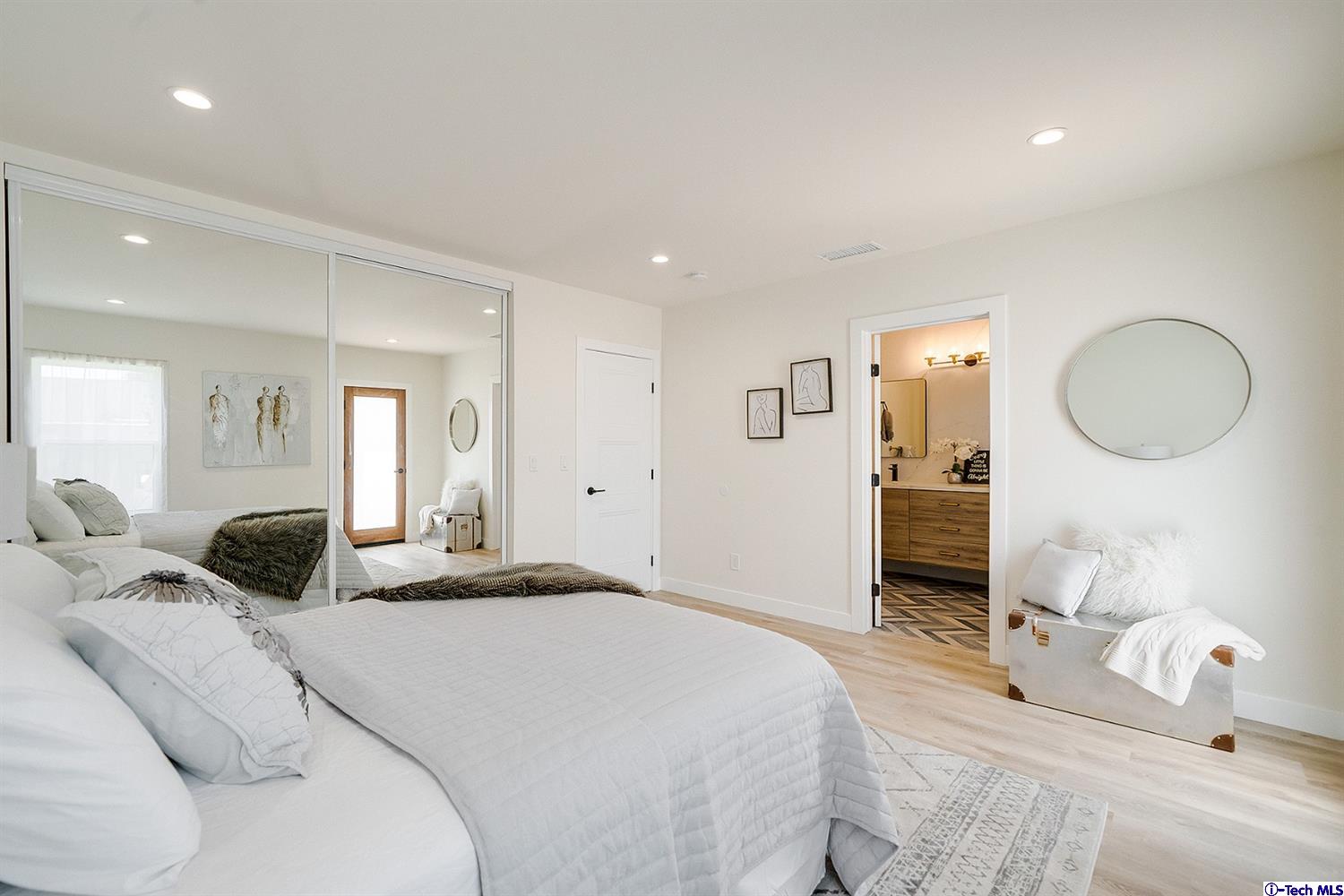 1502 South Genesee Avenue Los Angeles, CA 90019 - Photo 22 of 53