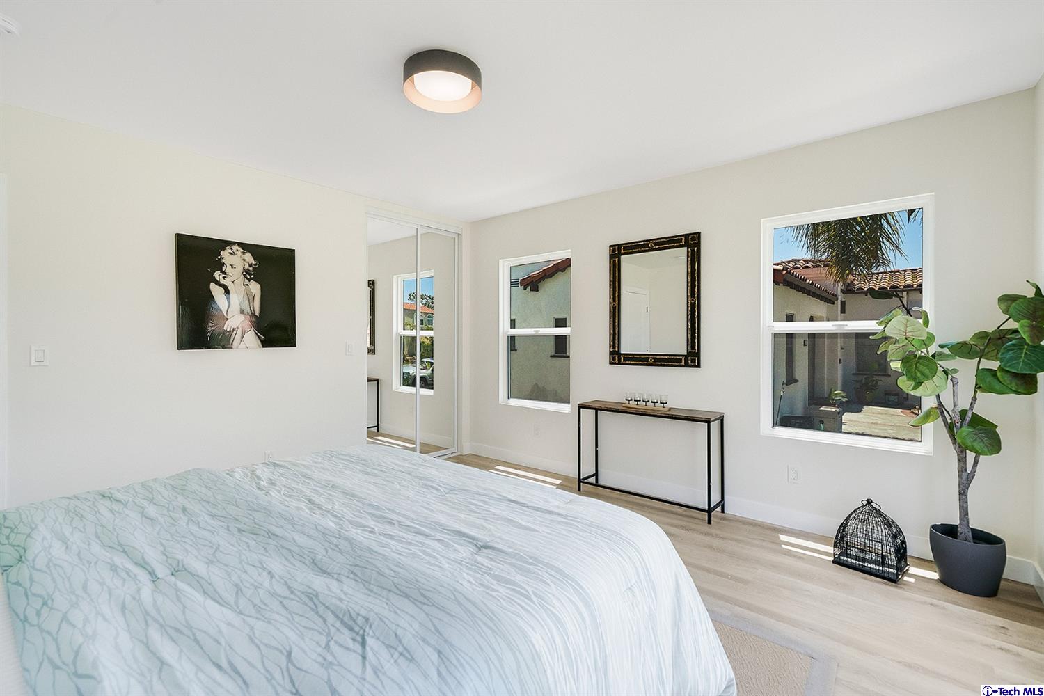 1502 South Genesee Avenue Los Angeles, CA 90019 - Photo 27 of 53