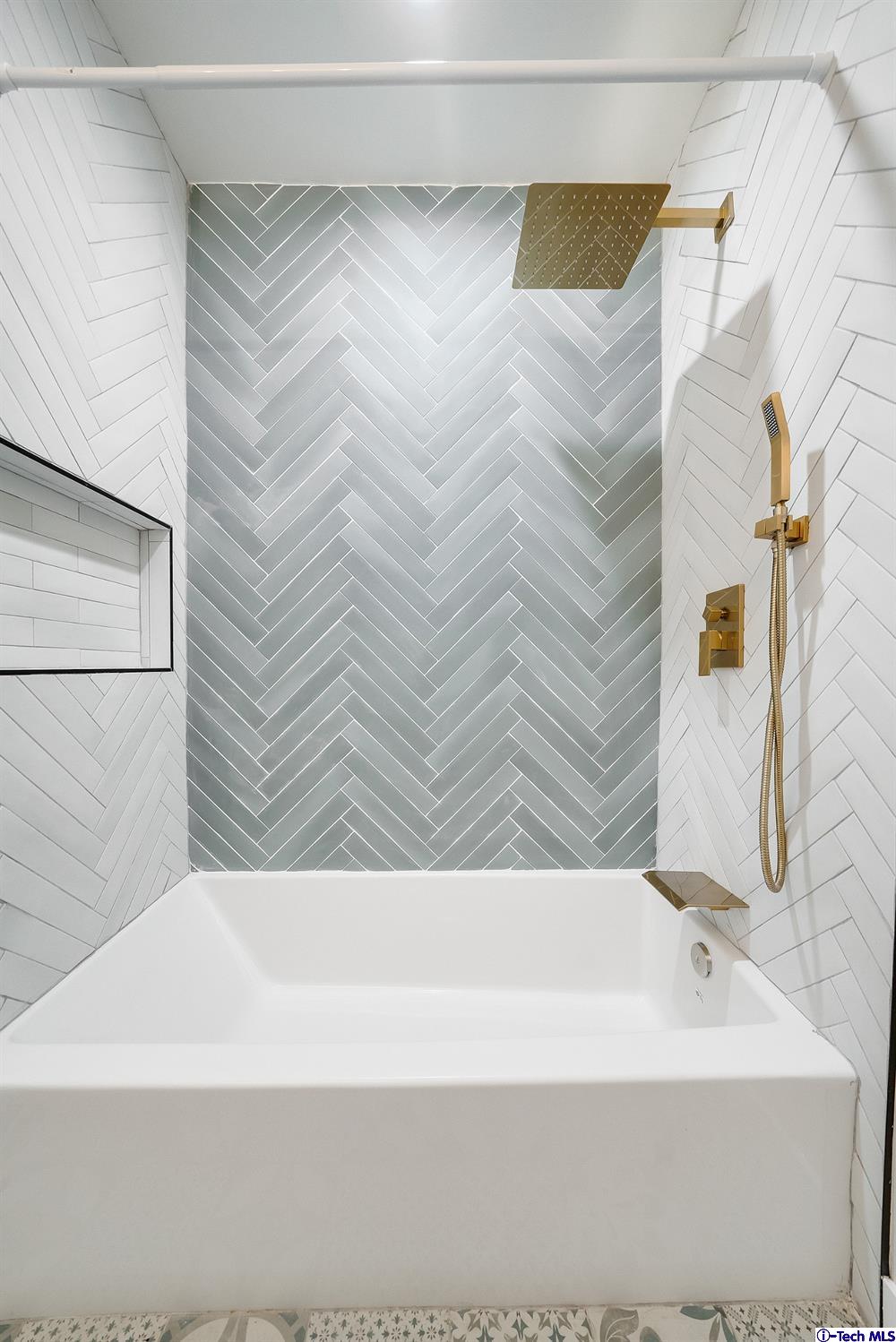 1502 South Genesee Avenue Los Angeles, CA 90019 - Photo 30 of 53