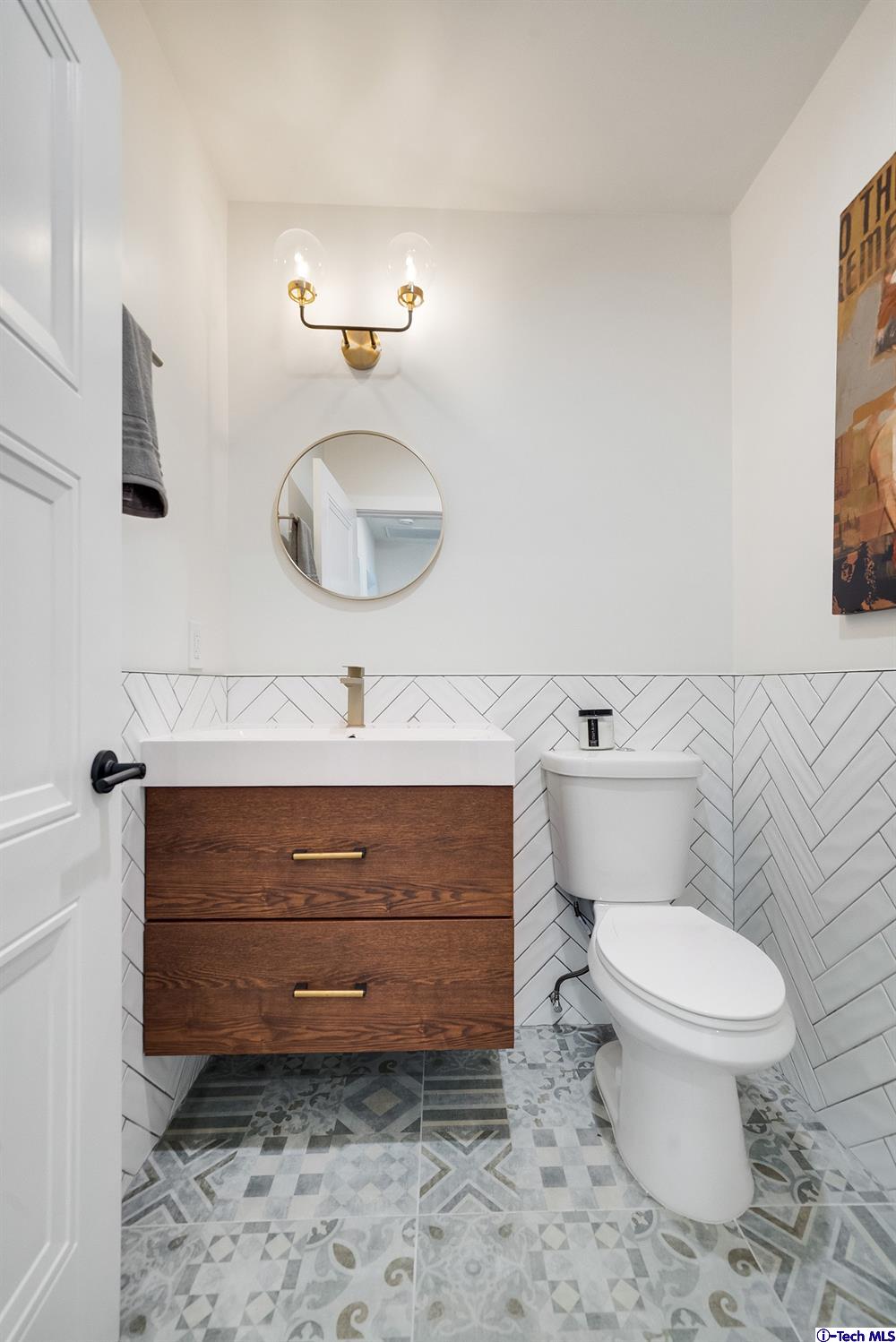 1502 South Genesee Avenue Los Angeles, CA 90019 - Photo 37 of 53