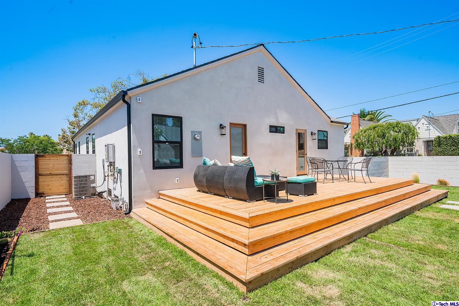 1502 South Genesee Avenue Los Angeles, CA 90019 - Photo 42 of 53