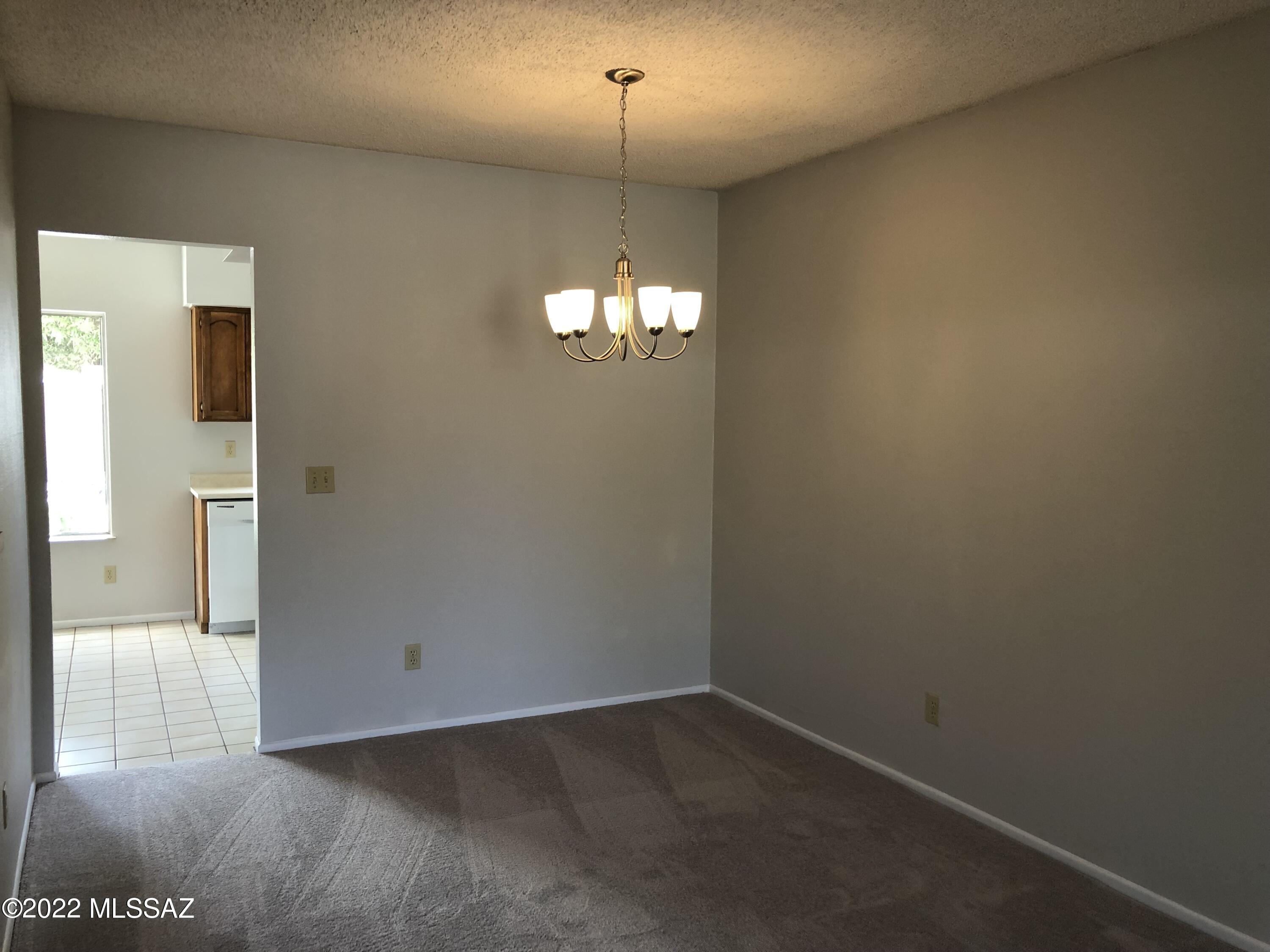 7649 East Mabel Street Tucson, AZ 85715 - Photo 9 of 24