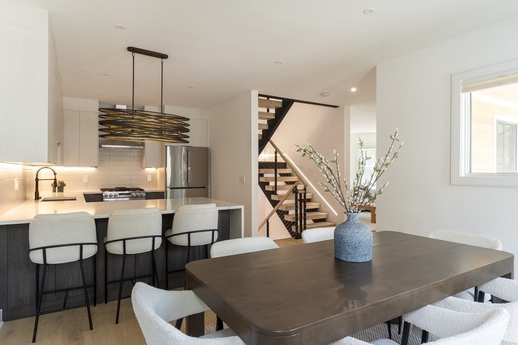 177 Thorndike Street, Unit 1 Brookline, MA 02446 - Photo 5 of 42