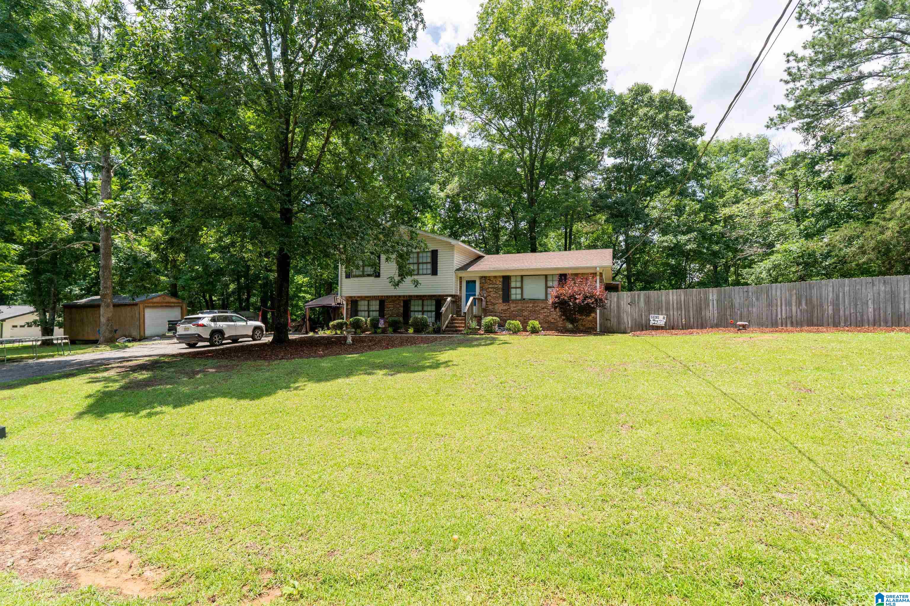 325 Ridgewood Drive Hayden, AL 35079 - Photo 6 of 67
