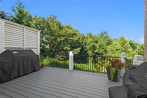 $995,000 | 8190 Shoreline Drive, Parkville, MO 64152