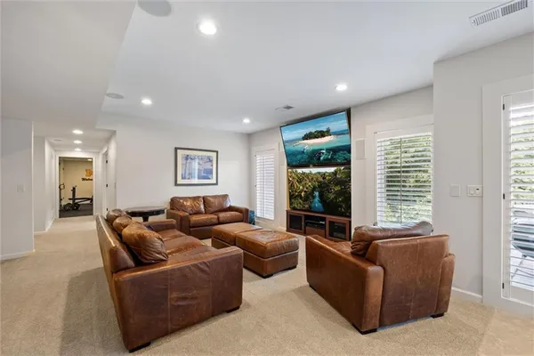 $995,000 | 8190 Shoreline Drive, Parkville, MO 64152