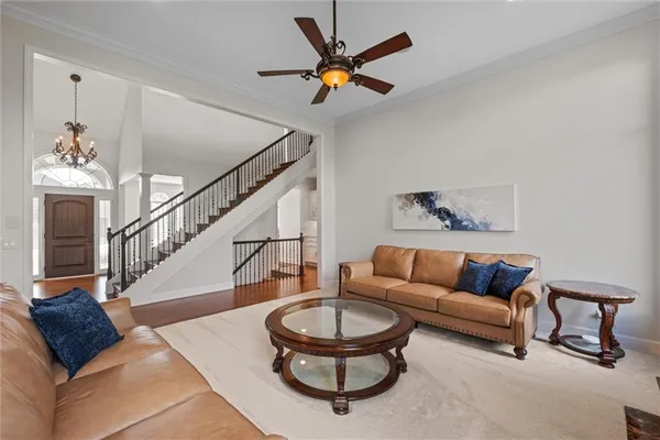 $995,000 | 8190 Shoreline Drive, Parkville, MO 64152