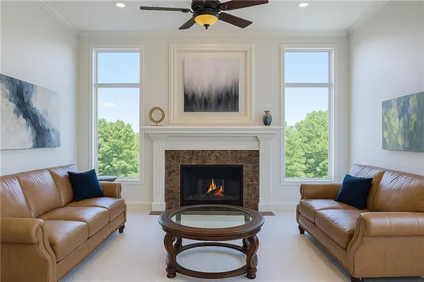 $995,000 | 8190 Shoreline Drive, Parkville, MO 64152