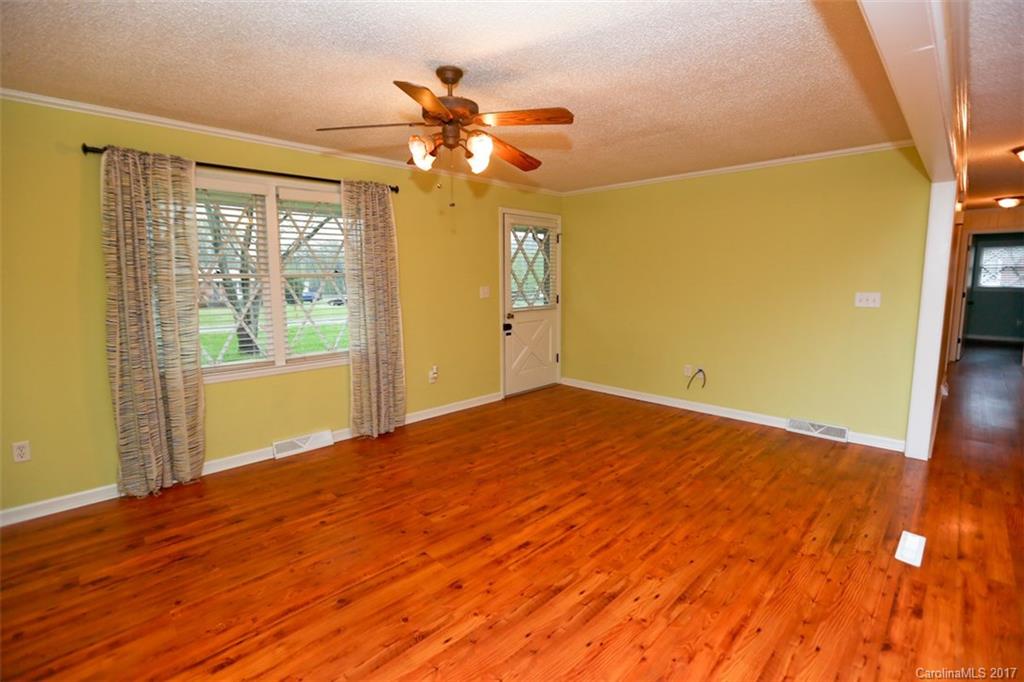 2861 Wendover Road Northwest Concord, NC 28027 - Photo 4 of 13 Gallery Image 4