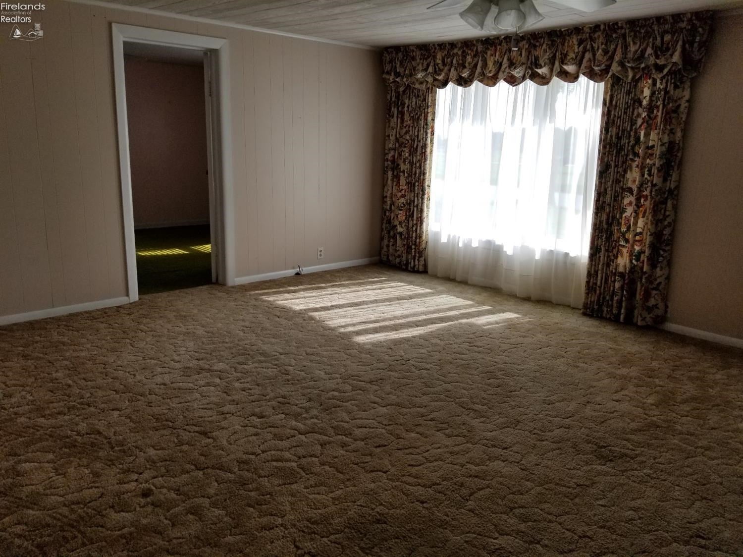 1822 Christy Road Fremont, OH 43420 - Photo 5 of 19 Gallery Image 5