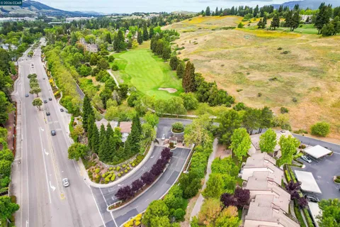 $639,000 | 2020 Canyon Woods Drive, Unit C, San Ramon, CA 94582