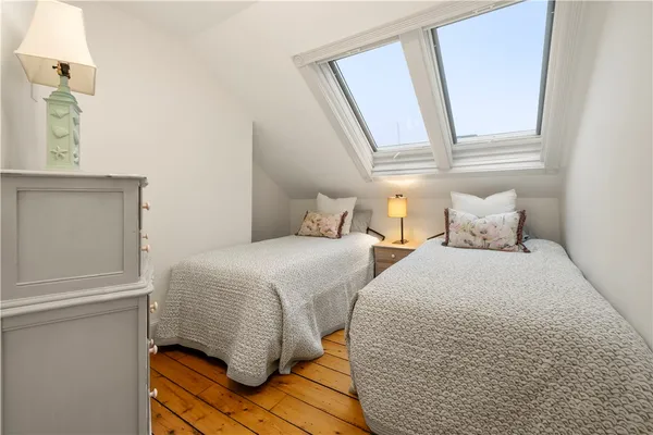 $4,000 | 35 Marsh Street, Newport, RI 02840