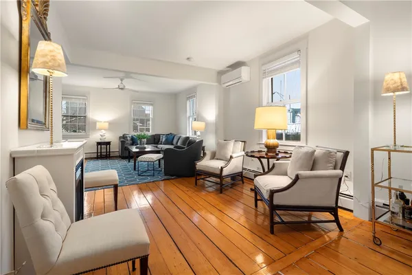 $4,000 | 35 Marsh Street, Newport, RI 02840