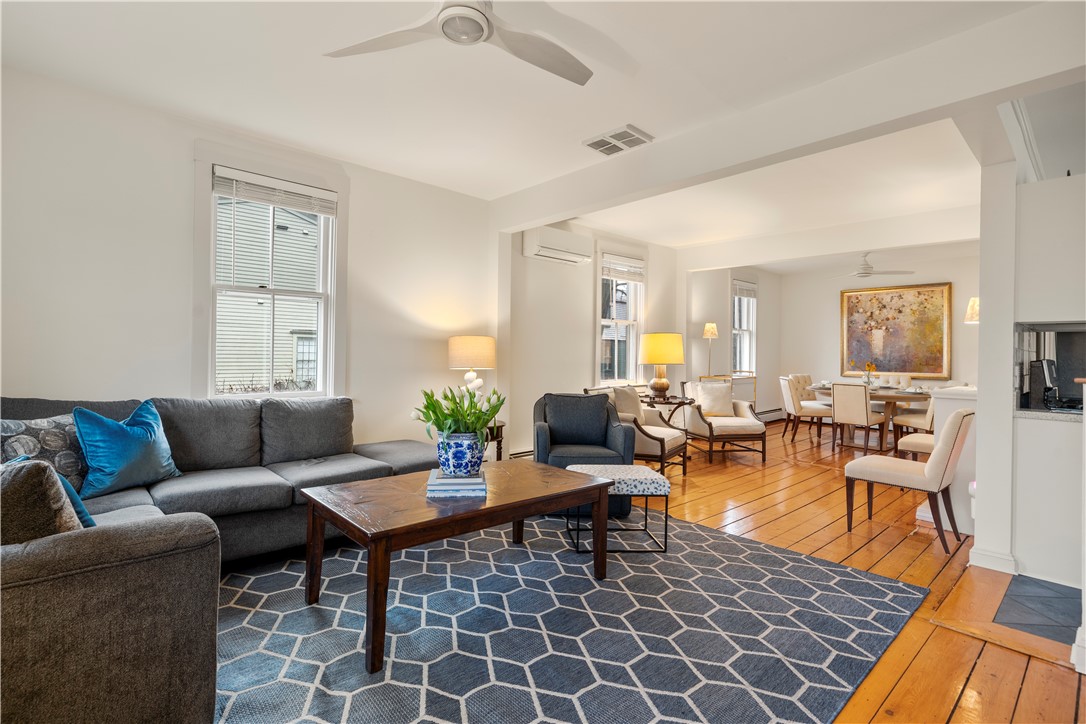 35 Marsh Street Newport, RI 02840 - Photo 10 of 26
