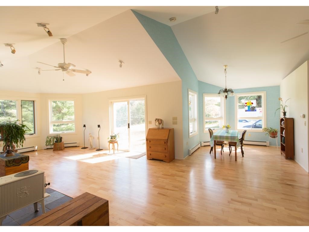 342 Lyndeboro Road New Boston, NH 03070 - Photo 14 of 36 Gallery Image 14