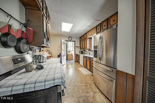 $545,000 | 294 Clifton Heights Road, Newport, TN 37821