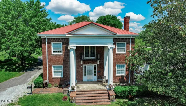 $545,000 | 294 Clifton Heights Road, Newport, TN 37821