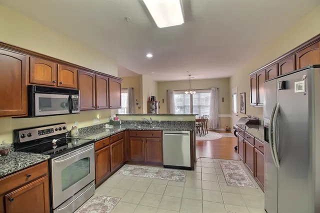 $375,000 | 43 Peyton Ridge Drive, Unit 40, Collierville, TN 38017