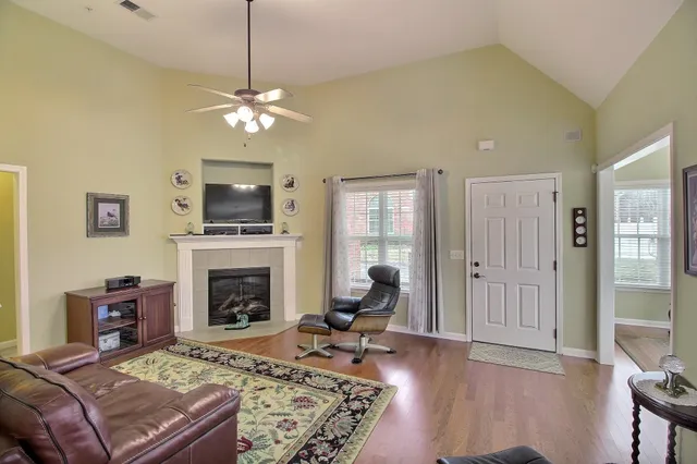 $375,000 | 43 Peyton Ridge Drive, Unit 40, Collierville, TN 38017