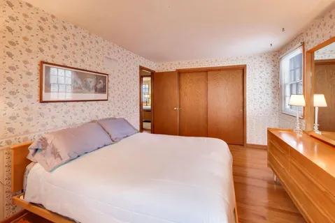 $699,900 | 1606 North Pine Avenue, Arlington Heights, IL 60004