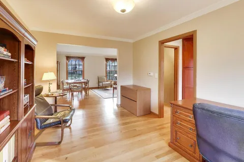 $699,900 | 1606 North Pine Avenue, Arlington Heights, IL 60004
