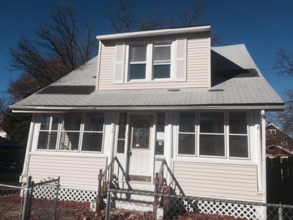 116 Littleton Street Springfield, MA 01104 - Photo 1 of 17