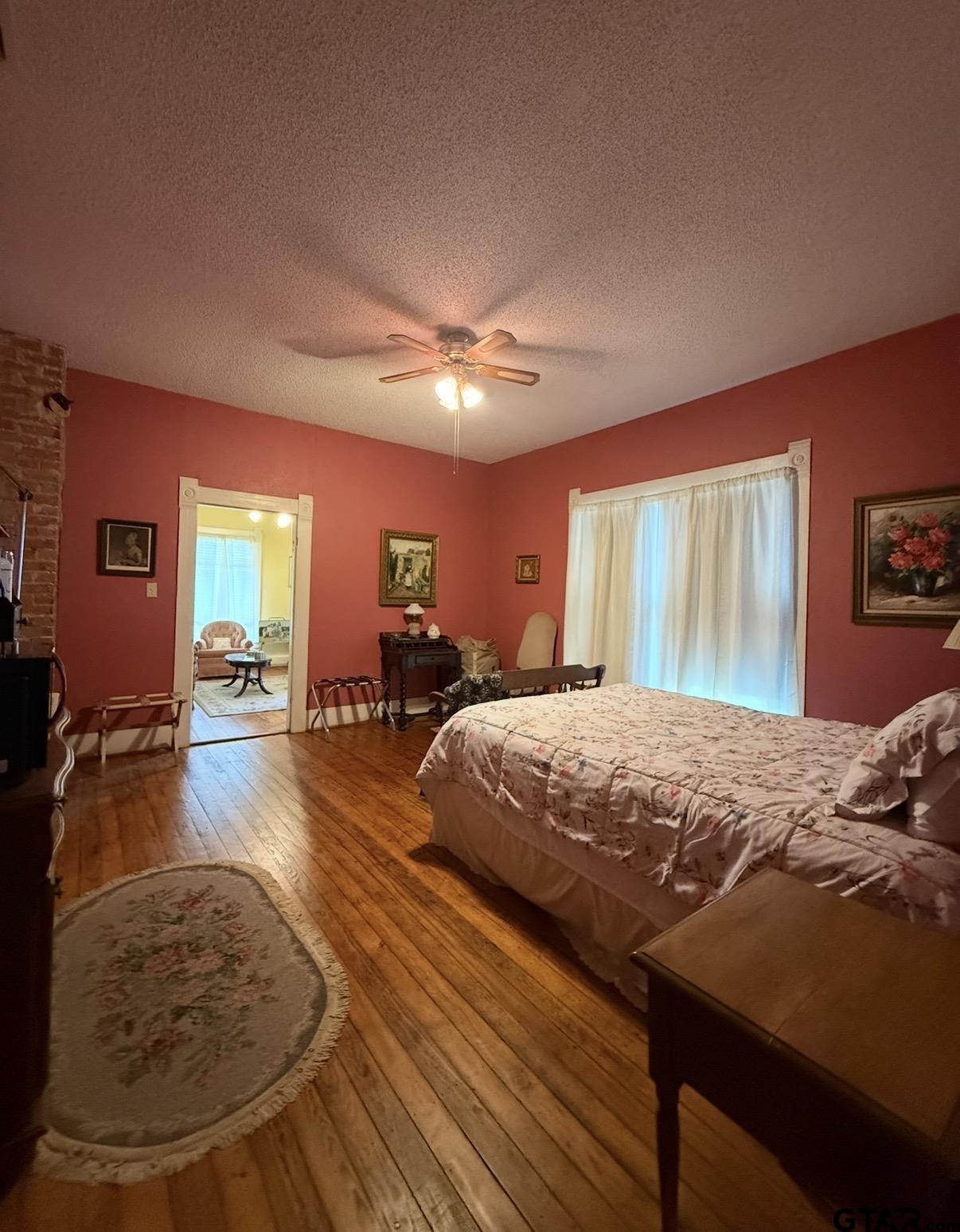 202 Graham Street Mineola, TX 75773 - Photo 14 of 28
