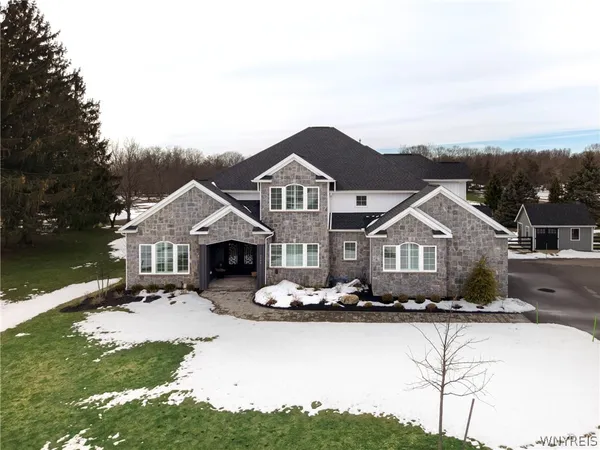 $1,200,000 | 4990 Kraus Road, Clarence, NY 14031