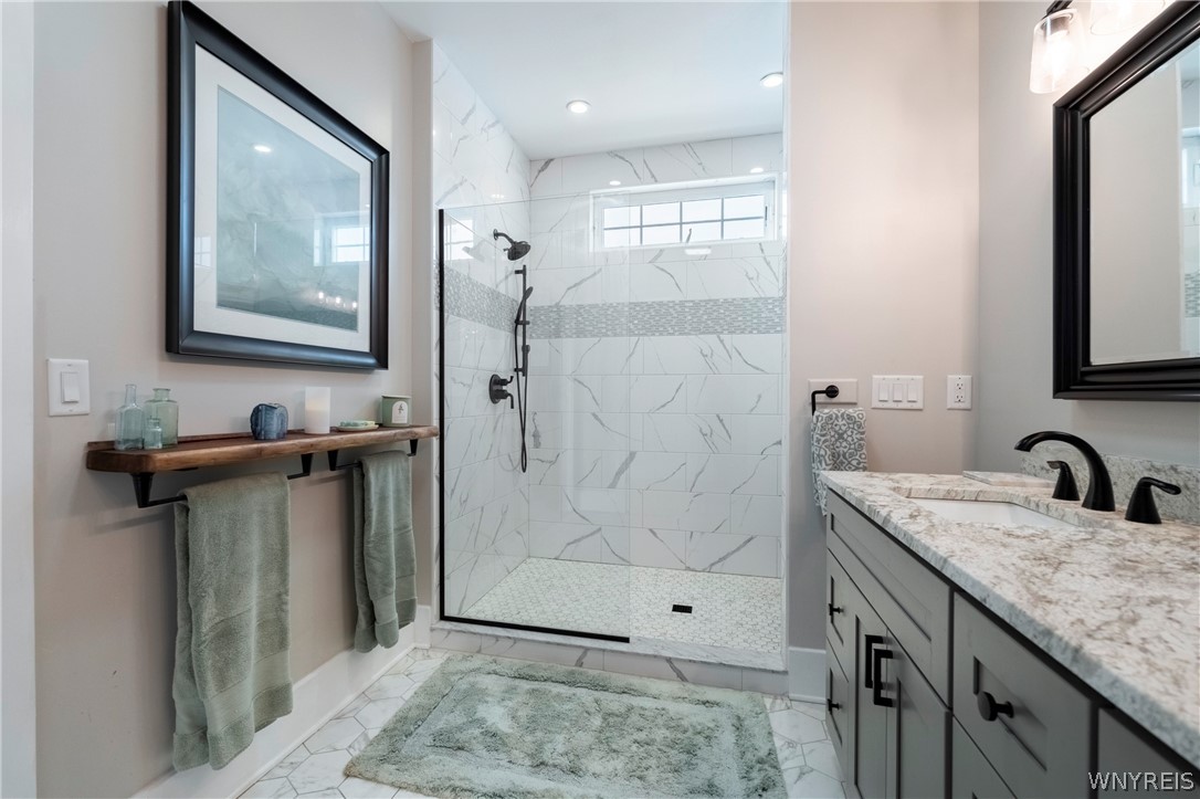 4990 Kraus Road Clarence, NY 14031 - Photo 28 of 47 Primary Bathroom