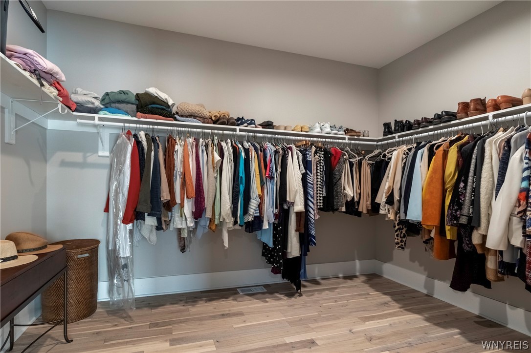 4990 Kraus Road Clarence, NY 14031 - Photo 29 of 47 Primary Closet