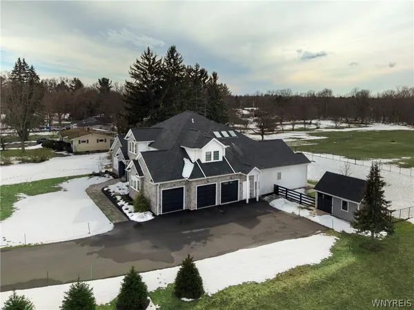 $1,125,000 | 4990 Kraus Road, Clarence, NY 14031